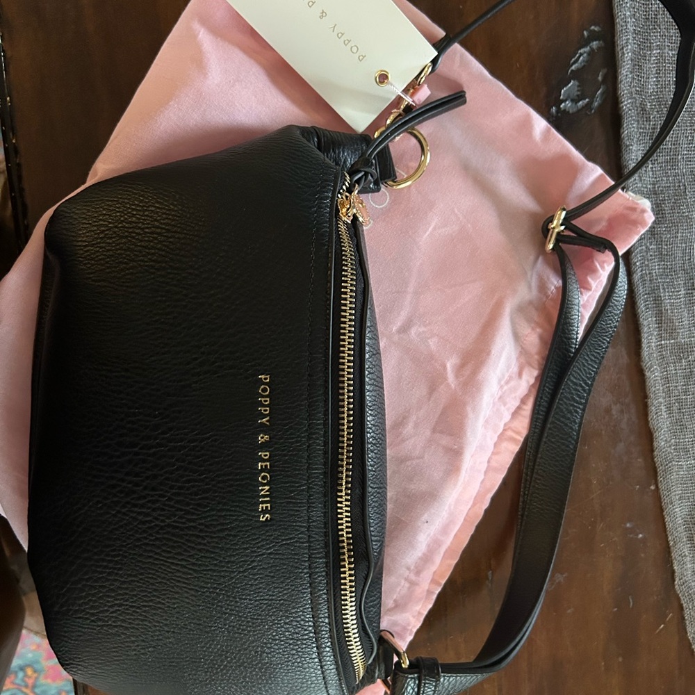 Poppy & Peonies Black Pebbled Leather Crossbody Belt Bag - Picture 13 of 14